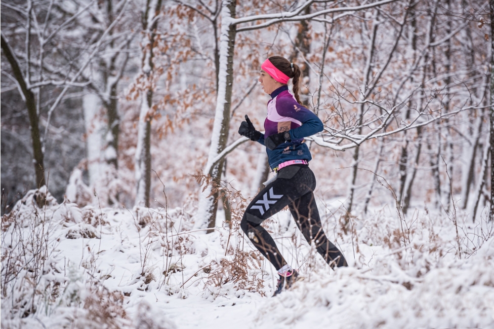 Jak bezpiecznie biegać zimą?